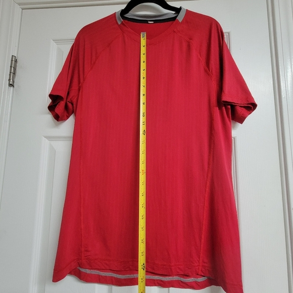 Lululemon Bolt Tech  Short Sleeve. - Picture 10 of 12